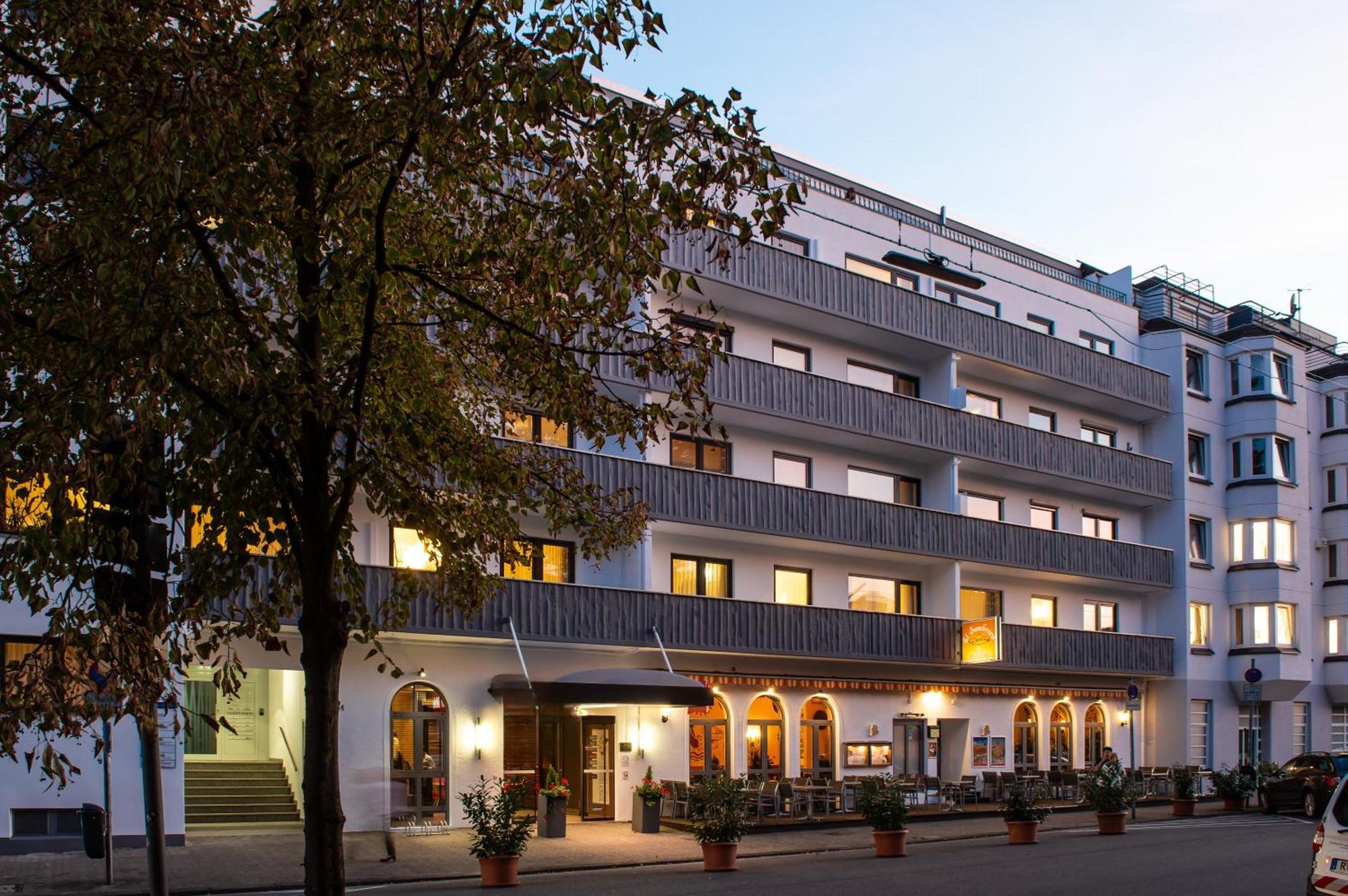 Saar City Hotel Saarbruecken Exterior photo
