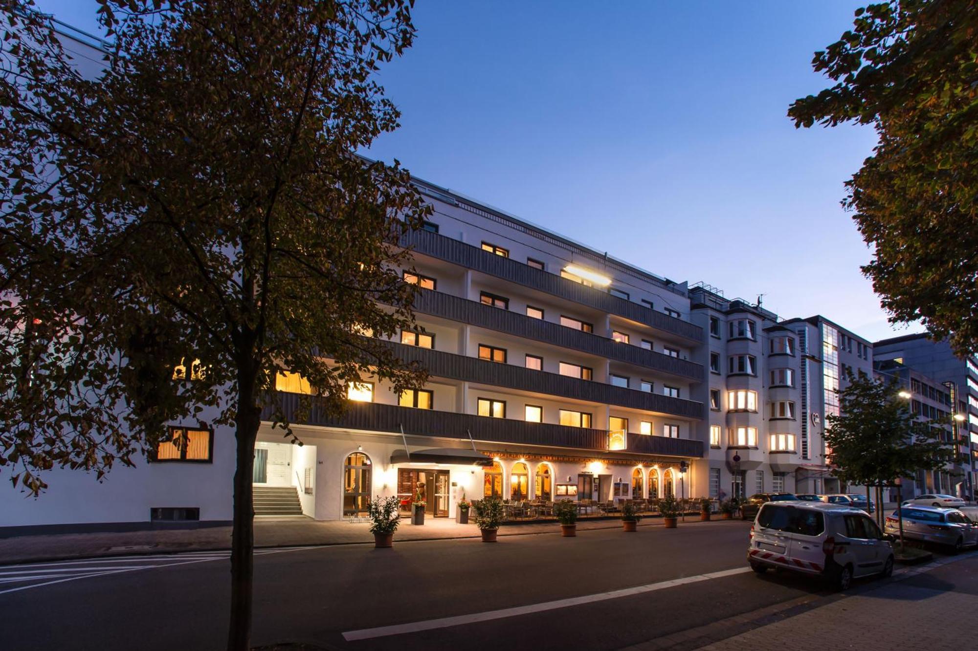 Saar City Hotel Saarbruecken Exterior photo