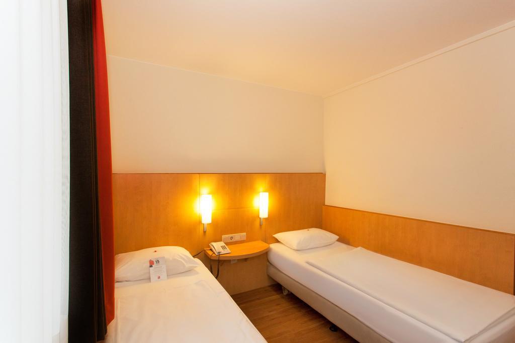 Saar City Hotel Saarbruecken Room photo