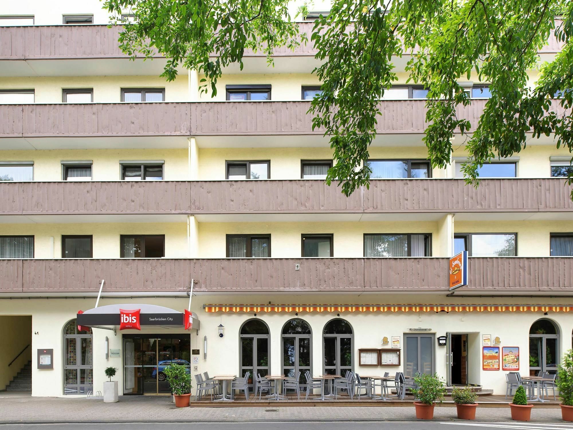 Saar City Hotel Saarbruecken Exterior photo